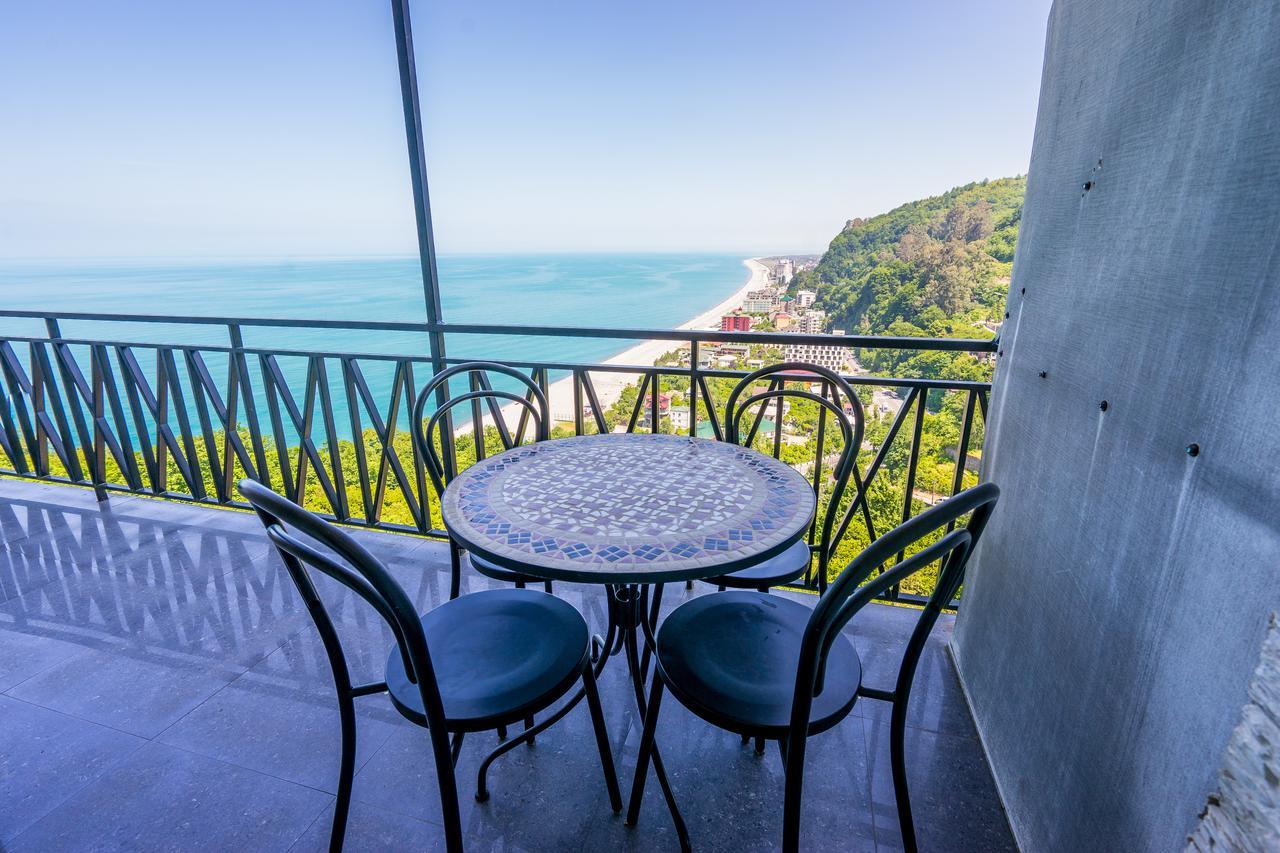 Aniva The Hotel Batumi Zewnętrze zdjęcie