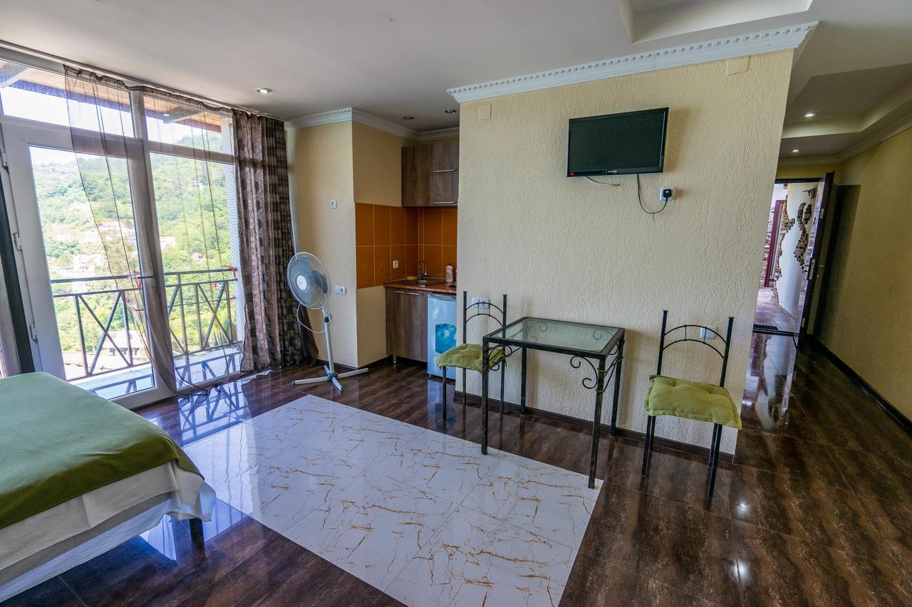 Aniva The Hotel Batumi Zewnętrze zdjęcie